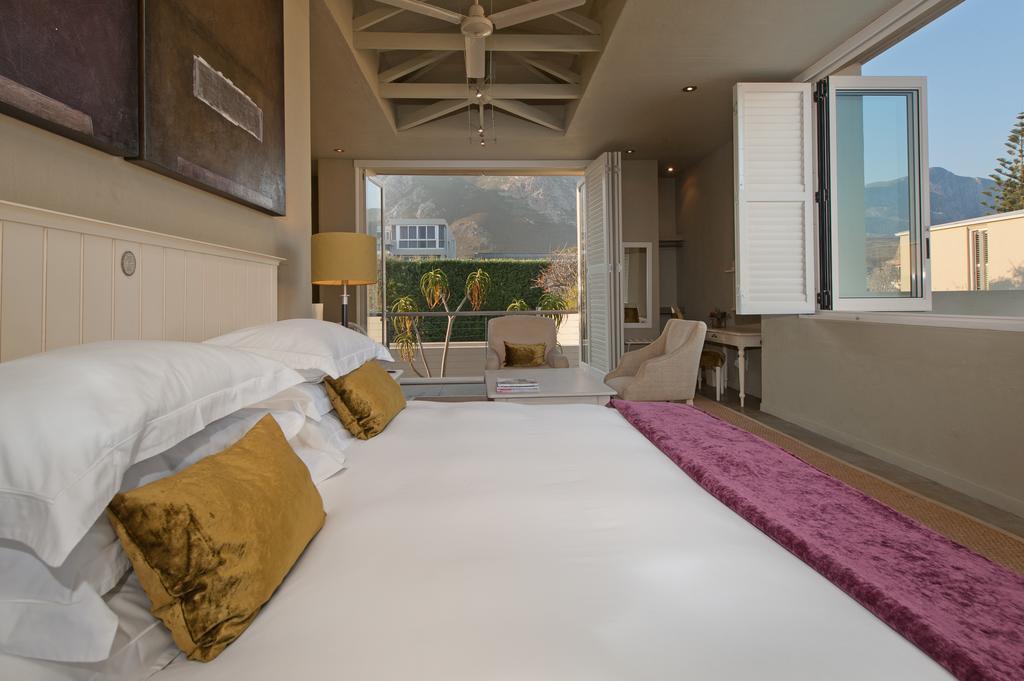 Mosselberg On Grotto Beach Hermanus Exterior photo